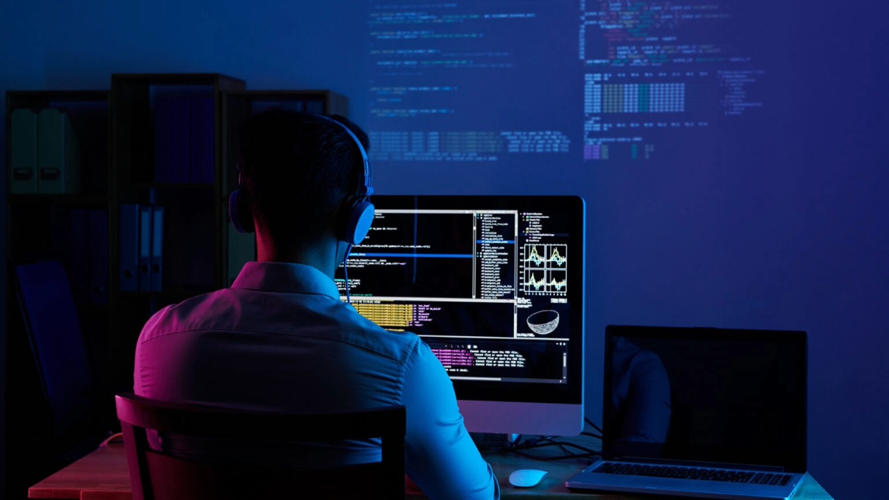 Engenharia de software e modernização tecnológica: entenda como a evolução dos sistemas impacta o crescimento das empresas. 
